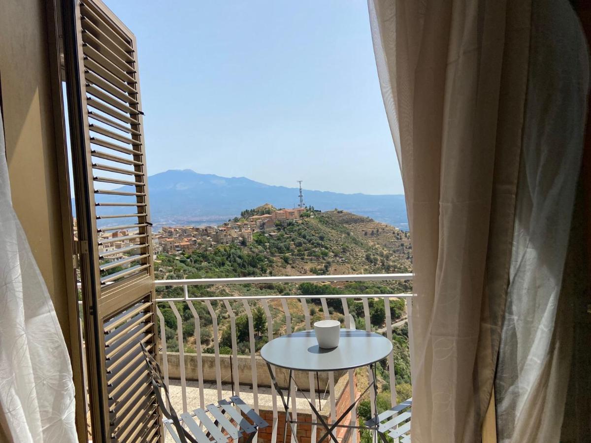 Augustali Momenti Apartment Centuripe Dış mekan fotoğraf